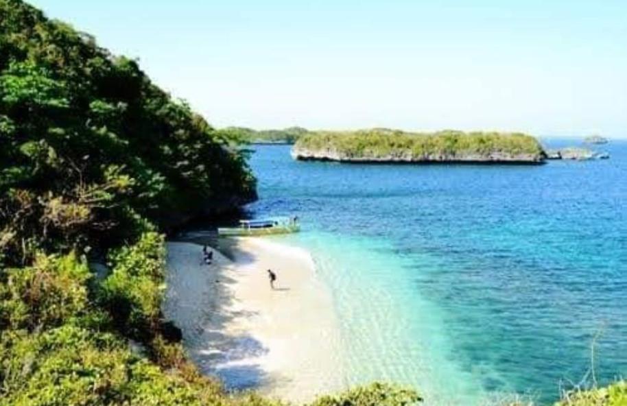 Carribean Transient House Bed & Breakfast Lucap Bagian luar foto