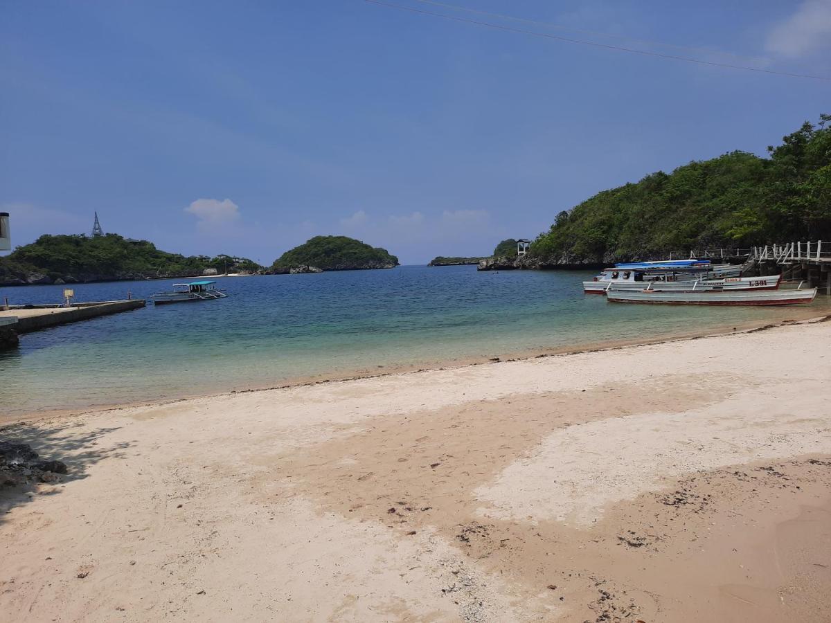 Carribean Transient House Bed & Breakfast Lucap Bagian luar foto