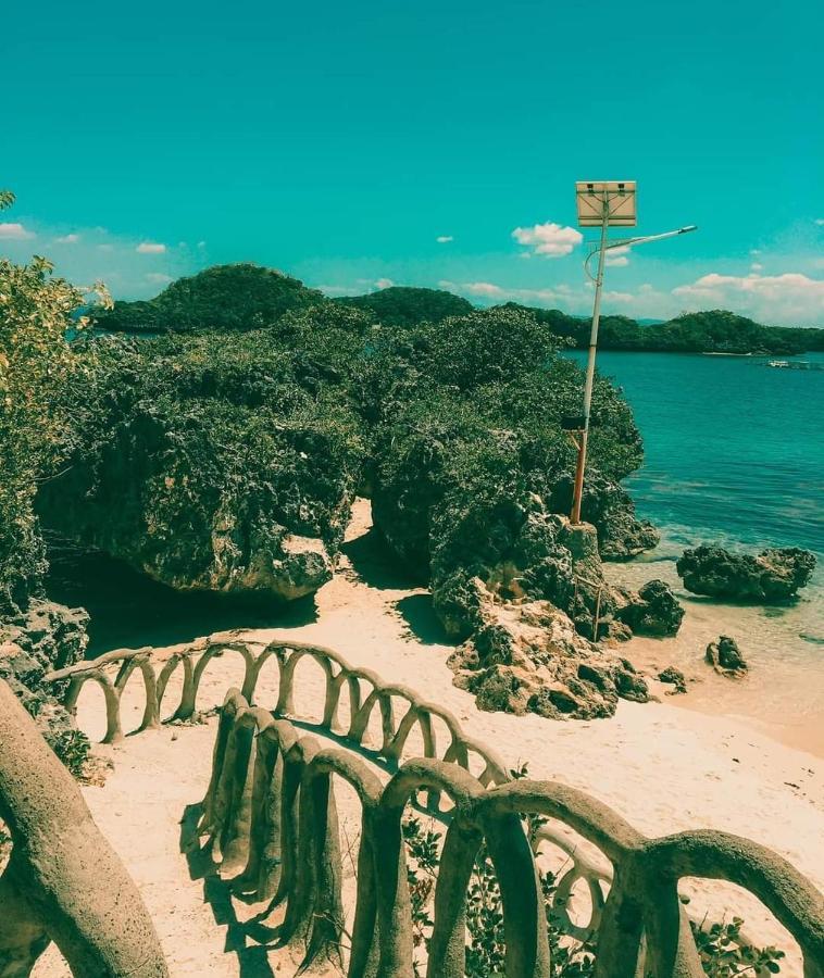 Carribean Transient House Bed & Breakfast Lucap Bagian luar foto