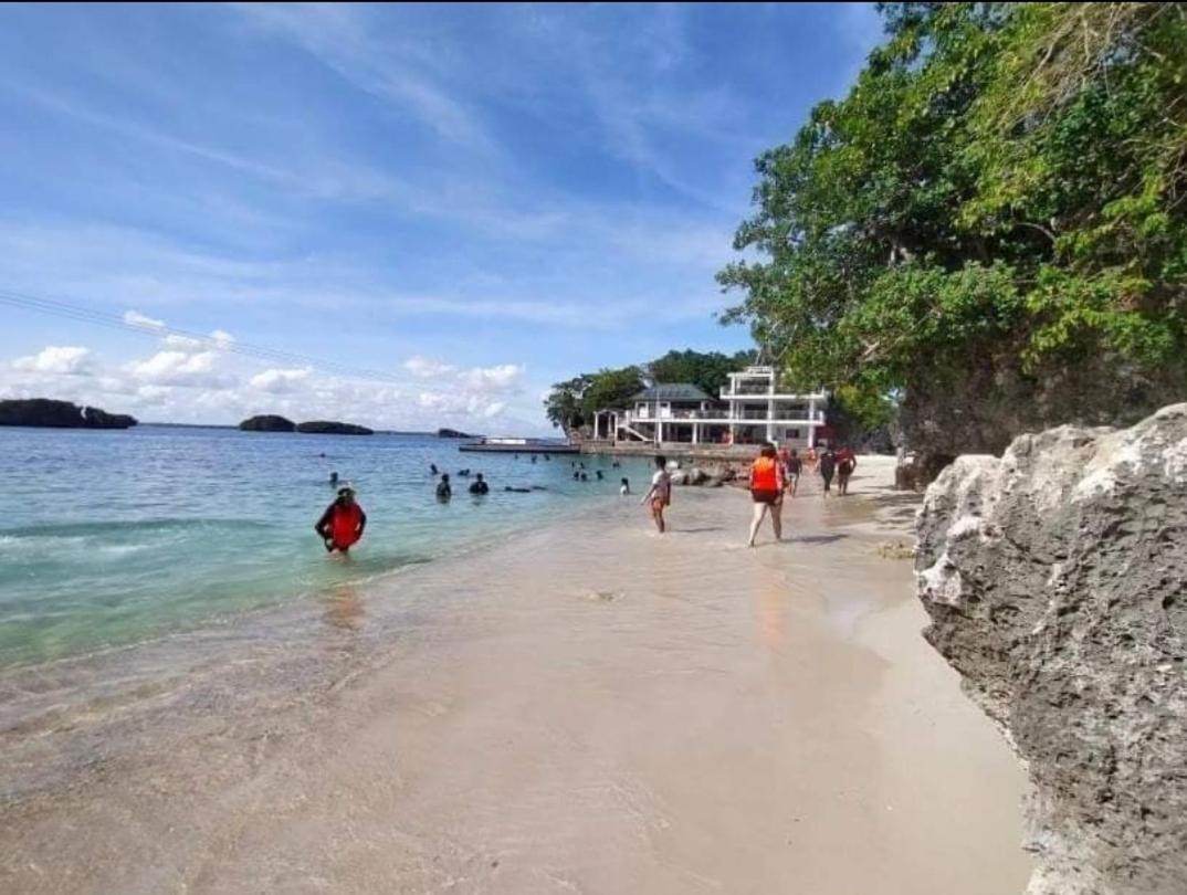 Carribean Transient House Bed & Breakfast Lucap Bagian luar foto