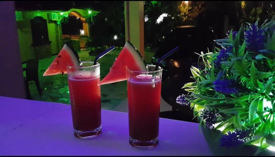 Carribean Transient House Bed & Breakfast Lucap Bagian luar foto
