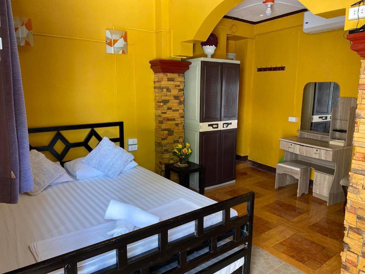 Carribean Transient House Bed & Breakfast Lucap Ruang foto
