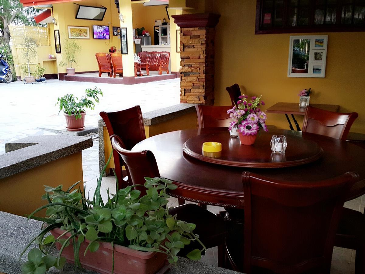 Carribean Transient House Bed & Breakfast Lucap Bagian luar foto