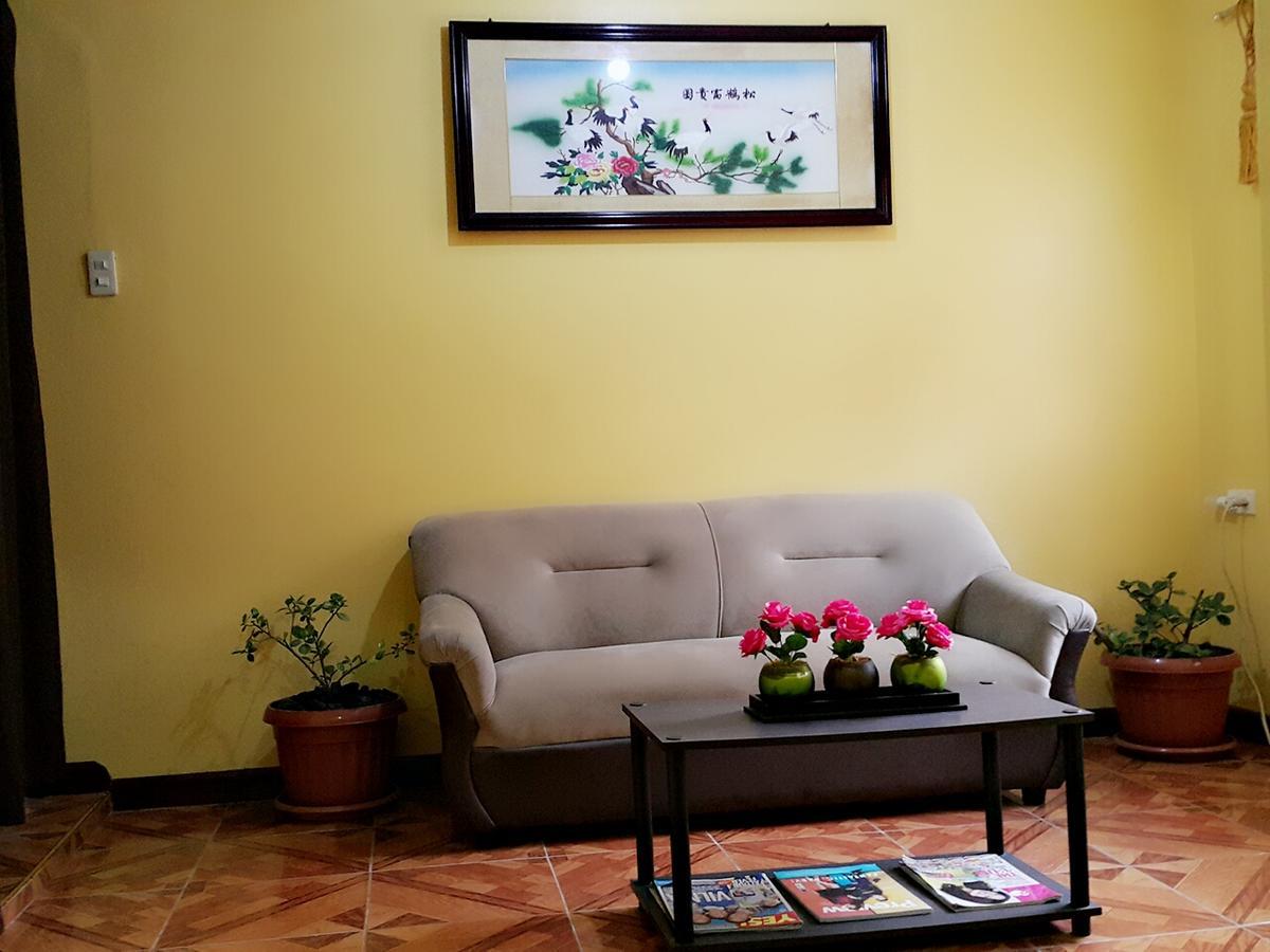 Carribean Transient House Bed & Breakfast Lucap Bagian luar foto