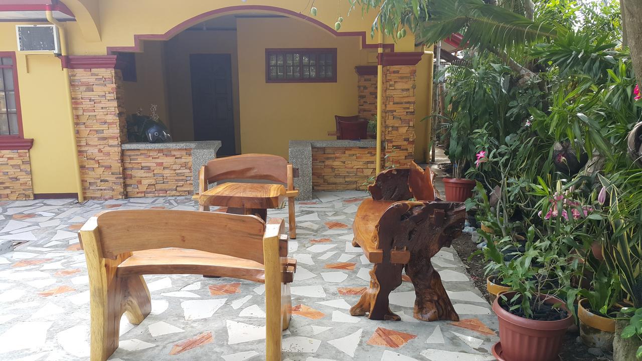Carribean Transient House Bed & Breakfast Lucap Bagian luar foto