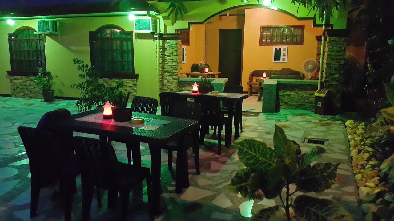 Carribean Transient House Bed & Breakfast Lucap Bagian luar foto