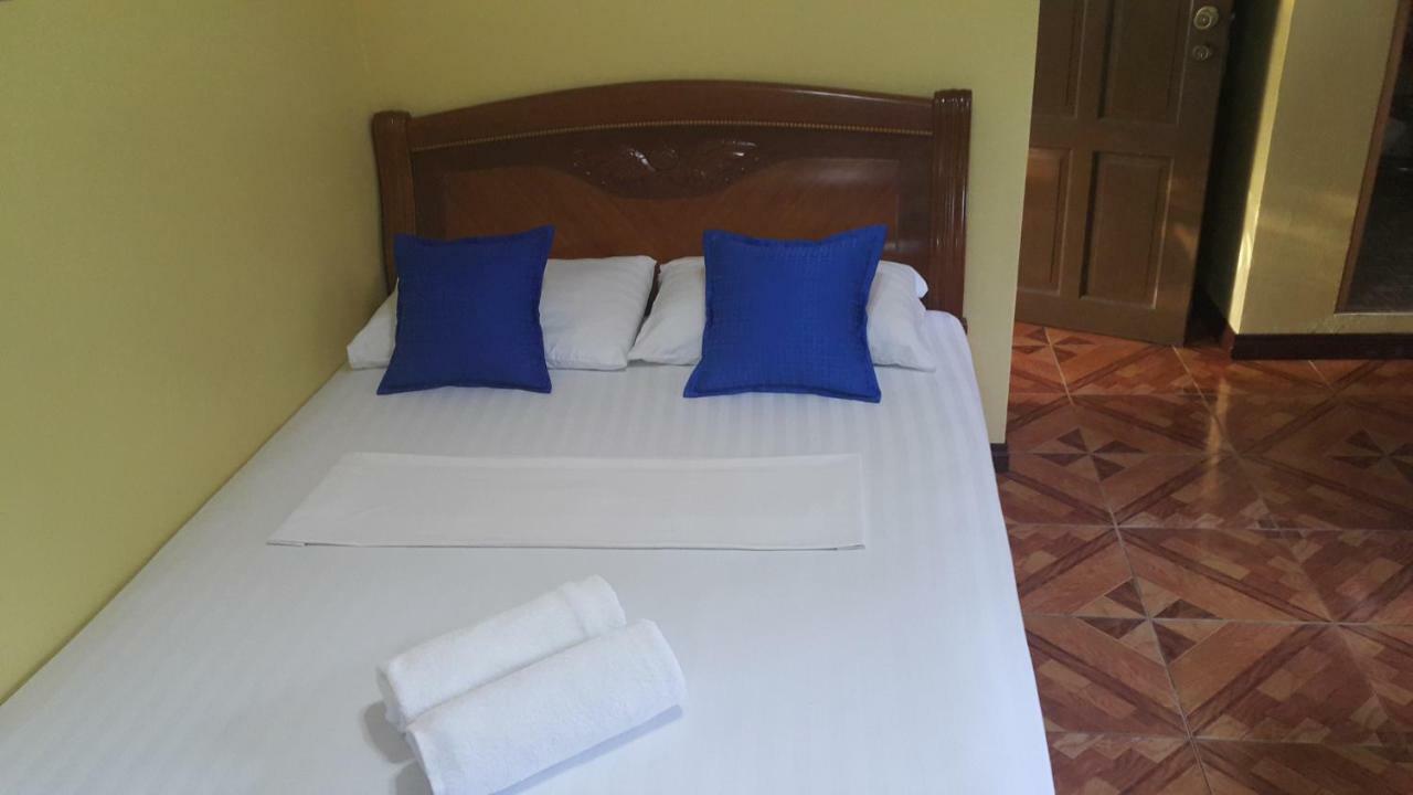 Carribean Transient House Bed & Breakfast Lucap Bagian luar foto
