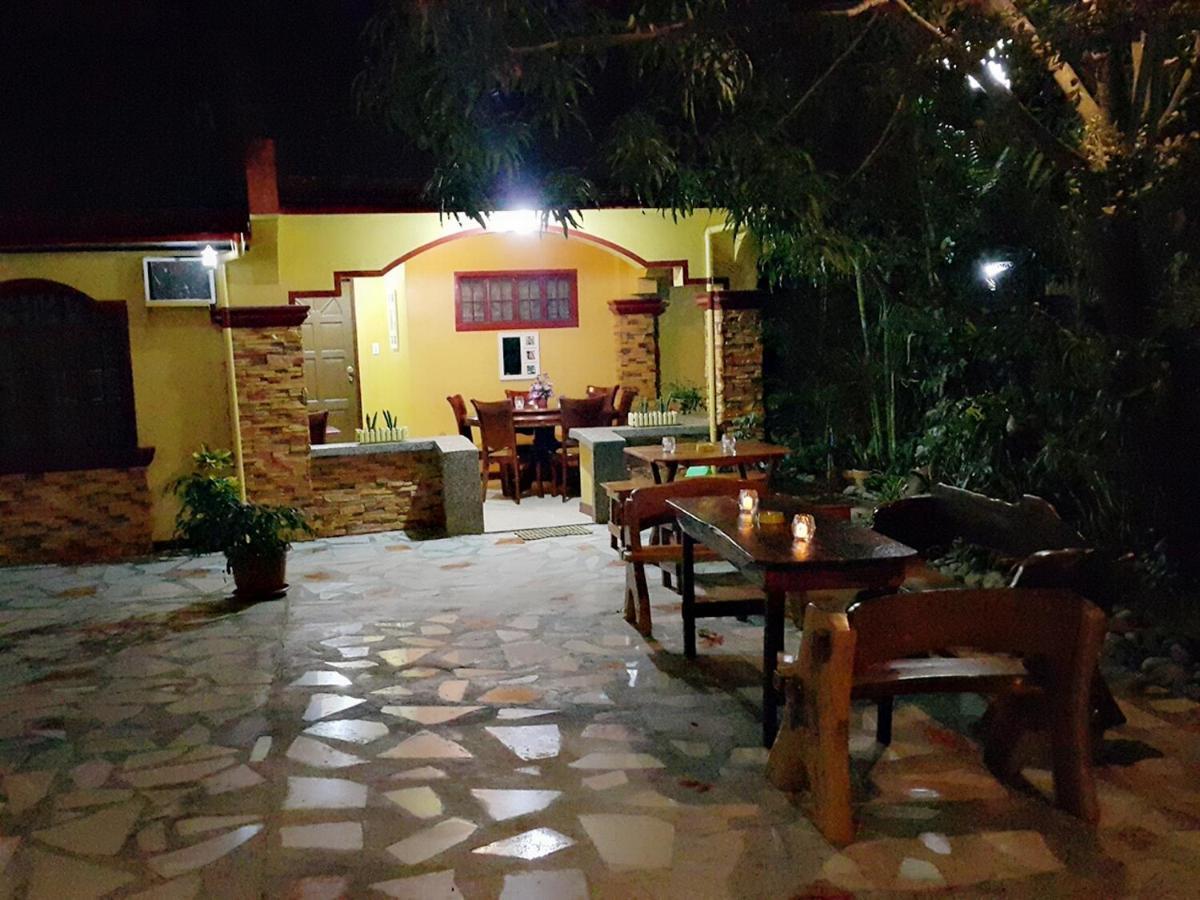 Carribean Transient House Bed & Breakfast Lucap Bagian luar foto