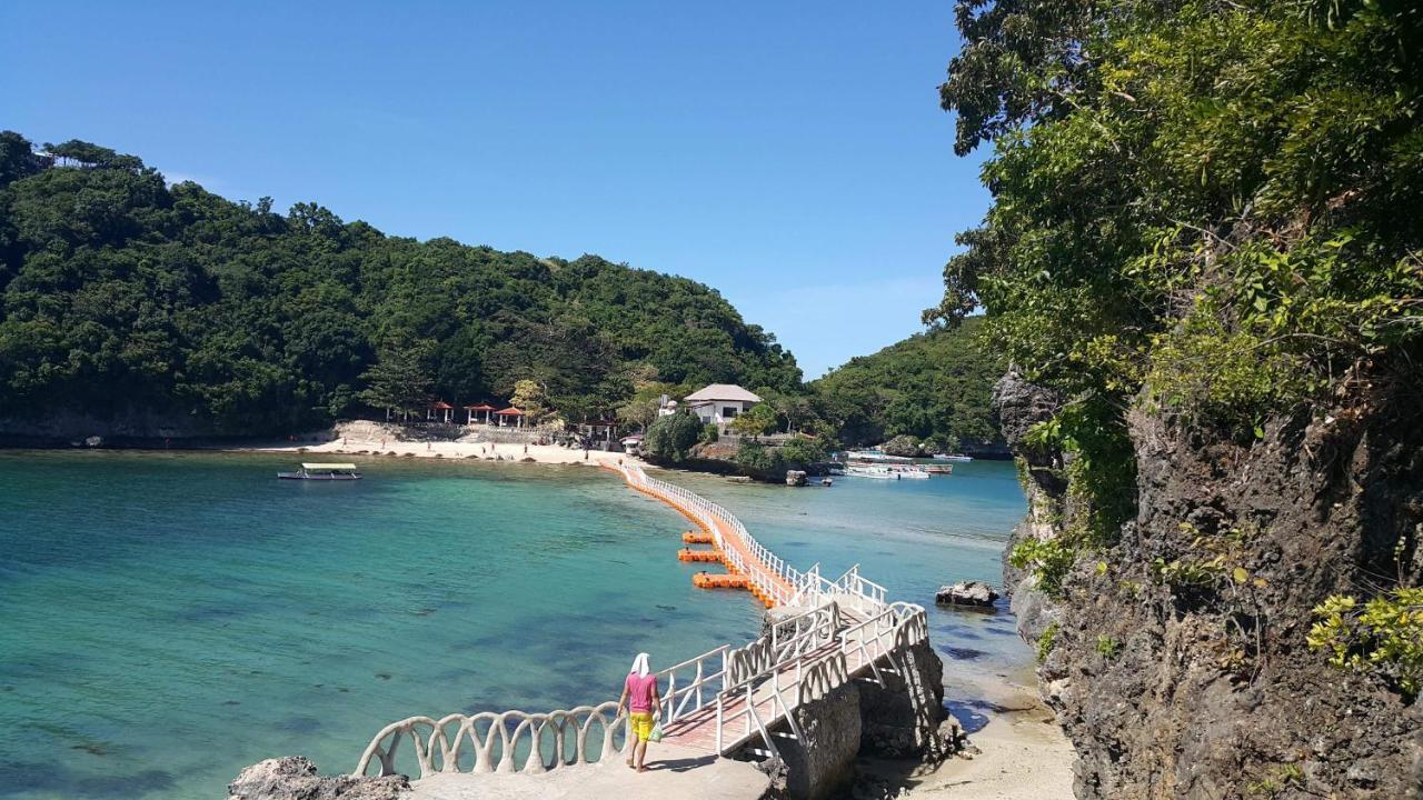 Carribean Transient House Bed & Breakfast Lucap Bagian luar foto